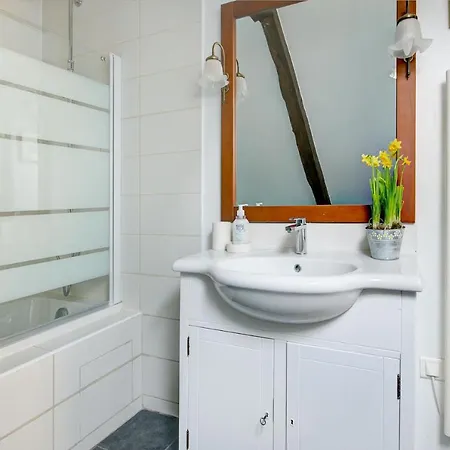 Les Charmes De Carlucet-cottage Holiday home *